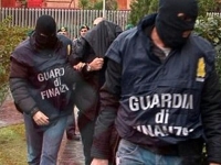 2_072236_guardia_finanza_gico_arresti0.jpg