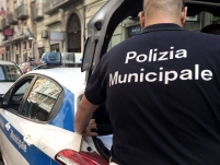 35_polizia_municipale_napoli_1.jpg