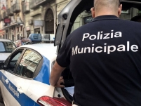 39_polizia_municipale_napoli_1.jpg