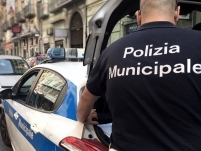 41_polizia_municipale_napoli_1.jpg