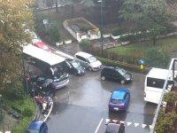 napoli_piazza_medaglie_d_oro_autobus_fermi.jpg