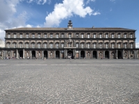 palazzoreale_napoli_facciata_mlp94587.jpg