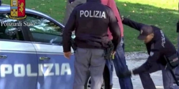 25_polizia_arresto_347421660x368.jpg