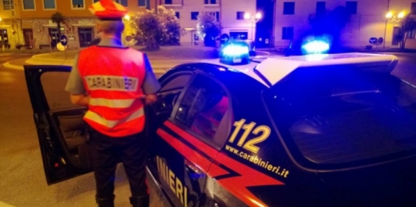 4_carabinieri_notte_216838.jpg